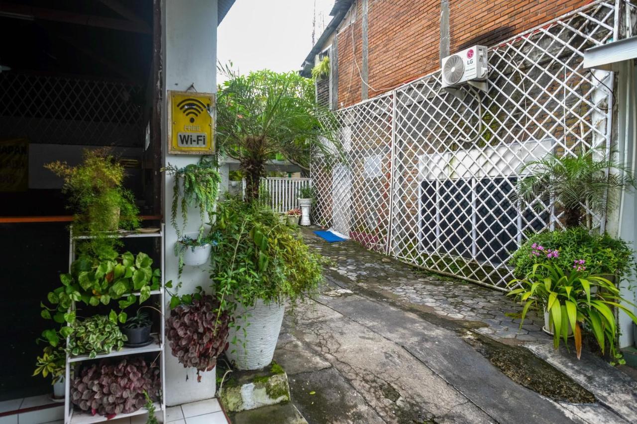 Hotel Reddoorz At Paris Ocean Parangtritis Exterior foto
